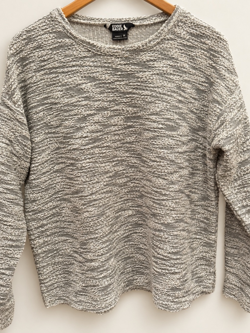 Eddie Bauer women’s Crewneck Knit Sweater in Light Gray